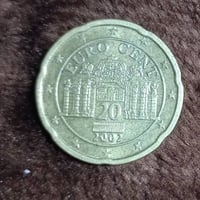 قطه نادره متوفر منها قطعه وحده اخر قطعه سعر... بالأتفاق