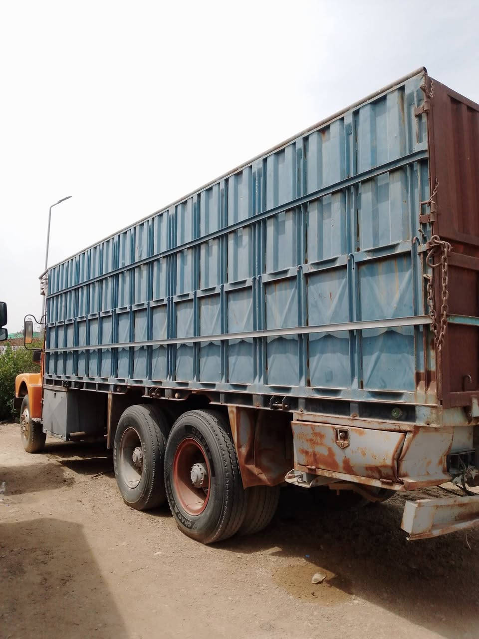 فالفو 82 للبيع للاستفسار/***********
