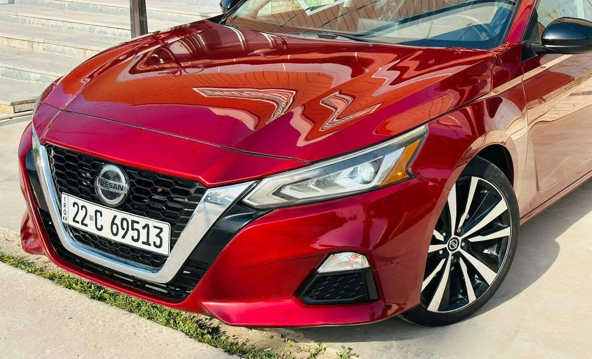 للبيع التيما SR 
موديل 2019
السعر 134
***********
الون ماروني 
تحكم ستيرن 
تثبيت سرعه 
كاميرا خلفي 
منضومه زنون 
رادار 360 درجة 
كشن جلد +كهرباء 
ويل كب بلادي 
سياره بدون ايرباك
ماشيه 78 ميل
سونر مرفق مع الصور
رقم أربيل سنويه رقم جديد 
تريد تحويل او وكاله
رقم الشاصي 1N4BL4CV5KC170165
مكان السياره ديالى خانقين خناقين, ديالى
