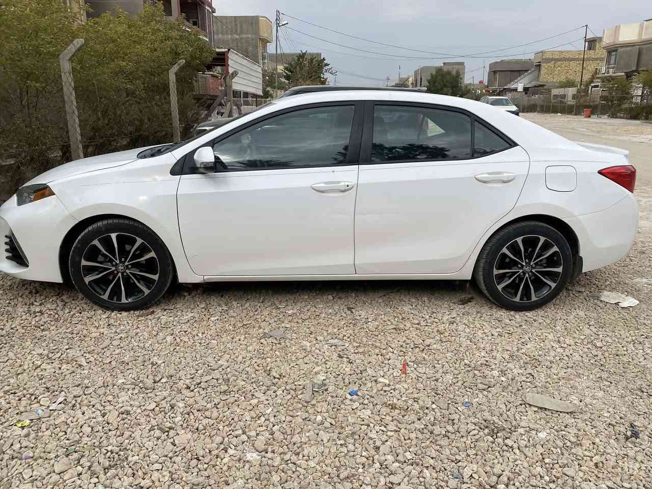 السلام عليكم 
كورلا 2019 
رقم بابل انكليزي بأسمي 
جاملغ نصه صبغ والبنيد مبدل بدون شاصي 

السياره se فول عدا الفتحه 
رادار 
حجر بلادي 
كشنات جلد 
ماشيه 93 mi 
برغي ما بيها نقص 
السعر 135 وبيها مجال 
مكاني بابل 
***********
