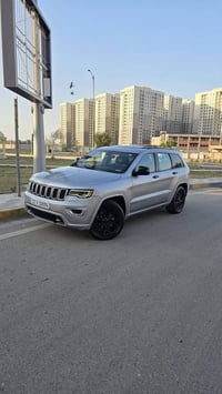 جيب ٢٠١٨ لمتد بلاس  محرك ٣٦٠٠ 4×4 رقم بغداد باسمي  سياره فول الفول للا...