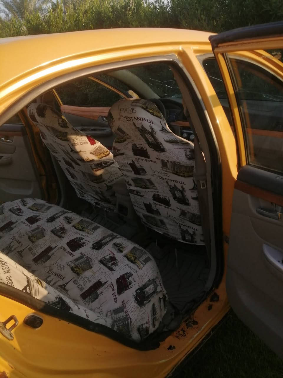 سلام عليكم عندي هاي ليفان محور محرك بيكاجو ياباني كير عادي رقم ميسان الماني مندل راعيه مكاني بغداد التاجي رايده قفل 10اذا مراوس برقم بغداد رقم ***********
