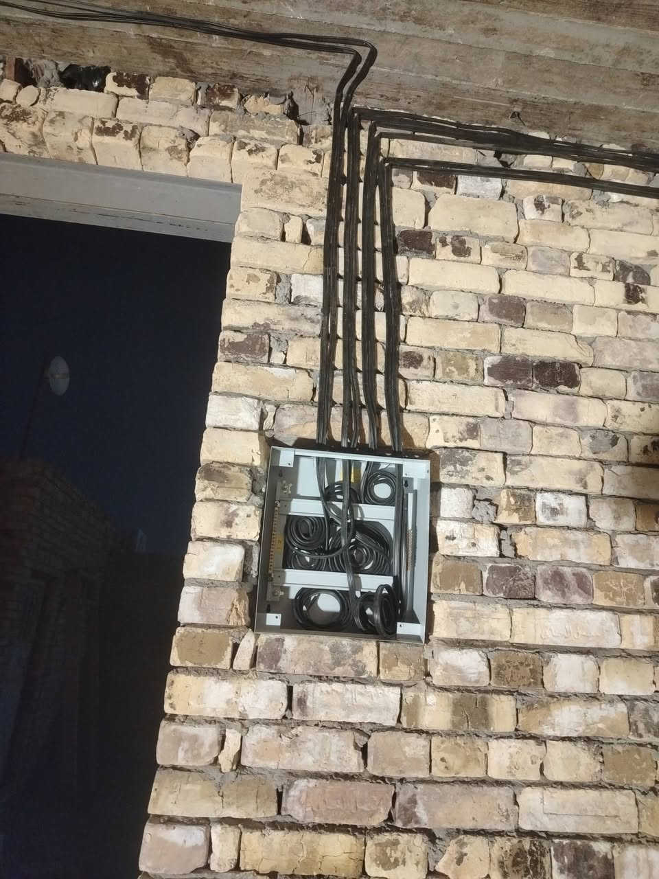 السلام عليكم
على بركة الله مستعدون لتأسيس كافة الدور والمباني بوري او سيمنز الاتفقاق قطعي او نقطه حسب رغبة الزبون
***********
