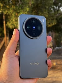 X200 برو ميني • ١ تيرا • ١٦ رام