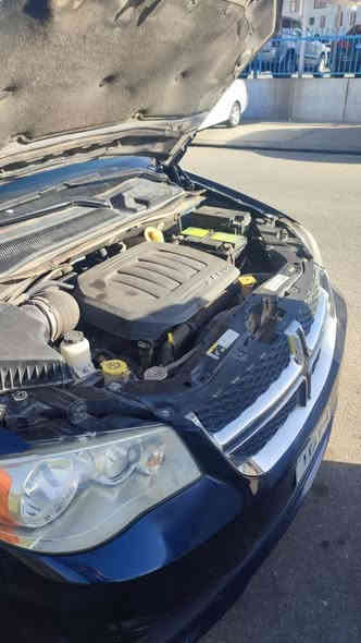 دوج كرفان 2017 سياره جديدة ماشيه 100 كم فقط مامشتغلة خط  وبيها صبغ فقط نص جملخ  مكينه 3.6 سعرها 155 وبيها مجال عنوان دهوك 
***********
*********** دهوك
