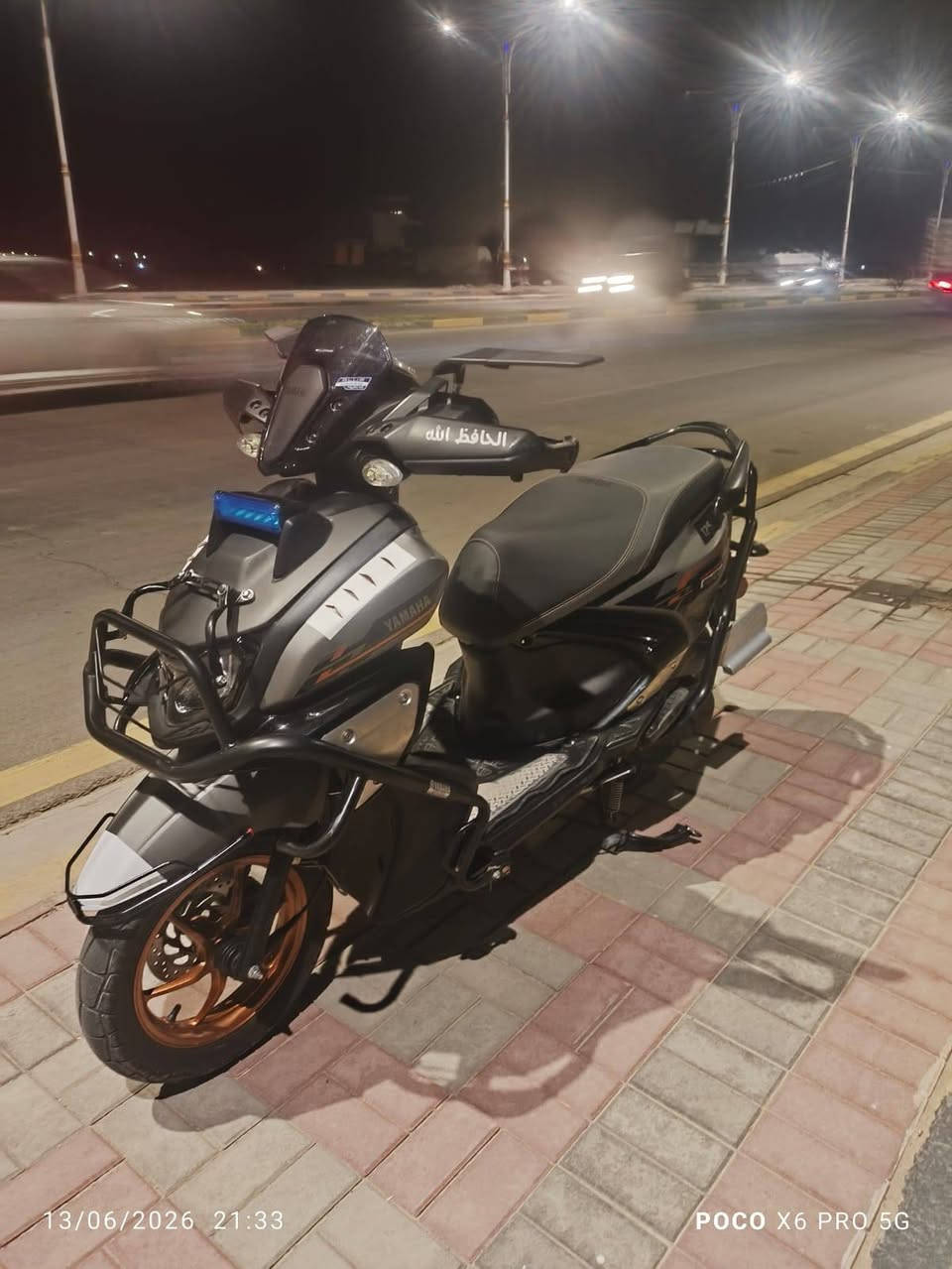 سلام عليكم دراجه للبيع ZR 26 دراجه نضيفه شخط ما بيهه وين ما يعجبك تفحص افحص السعر مليونين 650 بيهه مجال بسيط ***********
