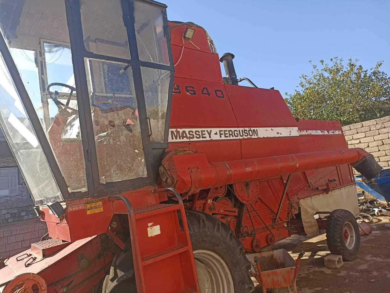 للبیع حاصوده فوركسن مودیل 91 رقم کرکوک  شرط وكاله  جدید  بیدون لحیم كسر عل وضع شریكه
مكان بردرش 
رقم موبایل
*********** ***********
