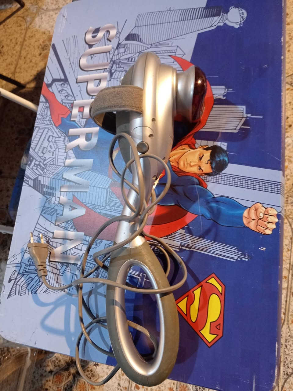 سلع باله كويتيه حاجه الكاط شرط الشغل للاستفسار التواصل ع الخاص او الاتصال على الرقم ***********
