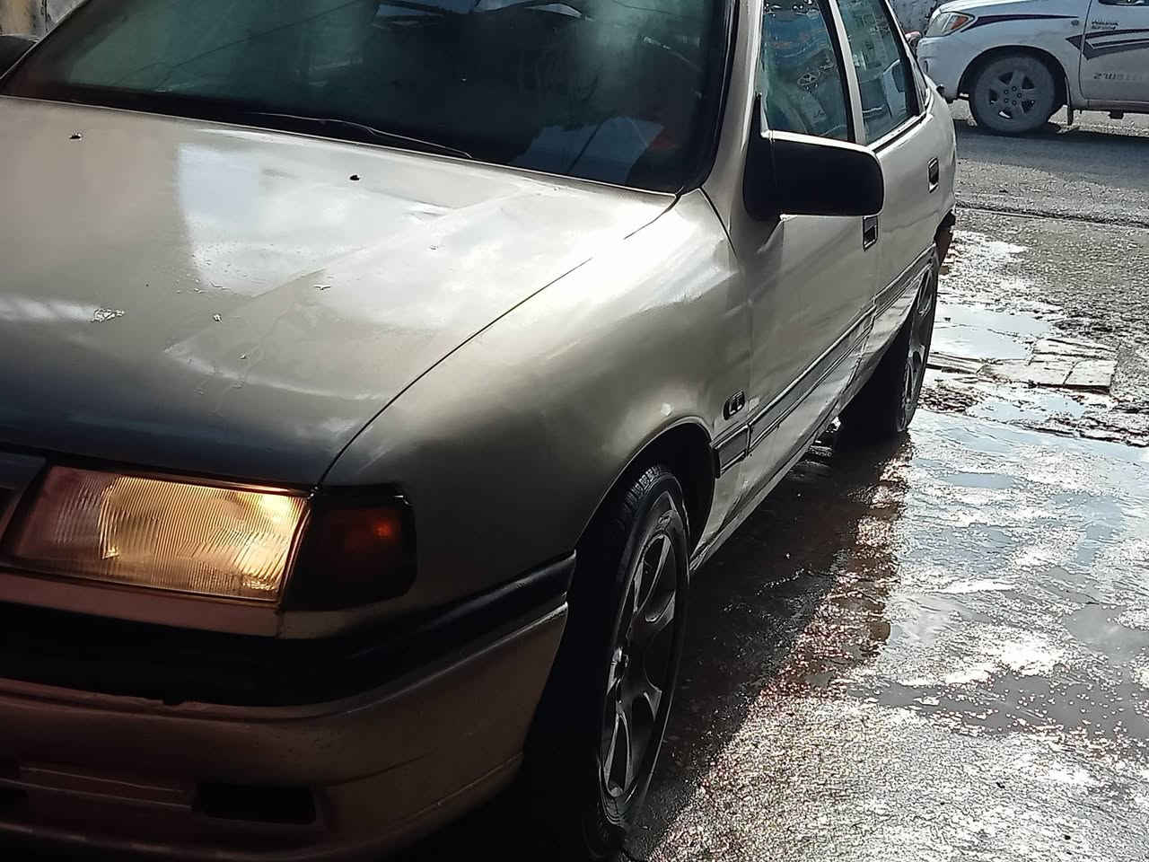 اوبل فكتره صندوك موديل91لون ذهبي رقم ألماني حجم 18 سنويه عضم 28شرط التحيول موصل الجديدة شارع بغداد السعر 38 وبيه مجال بسيط للستفسار ***********
