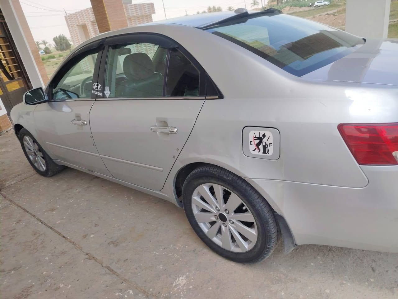 من رخصت الادمن سلام عليكم للبيع سوناته موديل ٢٠٠٨  مكفوله كفاله عامه من صبغ اوظربه اوجرادحته الدعاميات بلاد ليبل واحد السياره  بيه  هذه البارد بالصفحه اليمنه كدام العين محرك ٦سلندر كير محرك كفاله جددمال حاويه رقم جديد السعر ١٠٥ اوبيه مجال قليل للشراي المكان الرمادي  اخوان اني مكلف بالنشر  ***********
