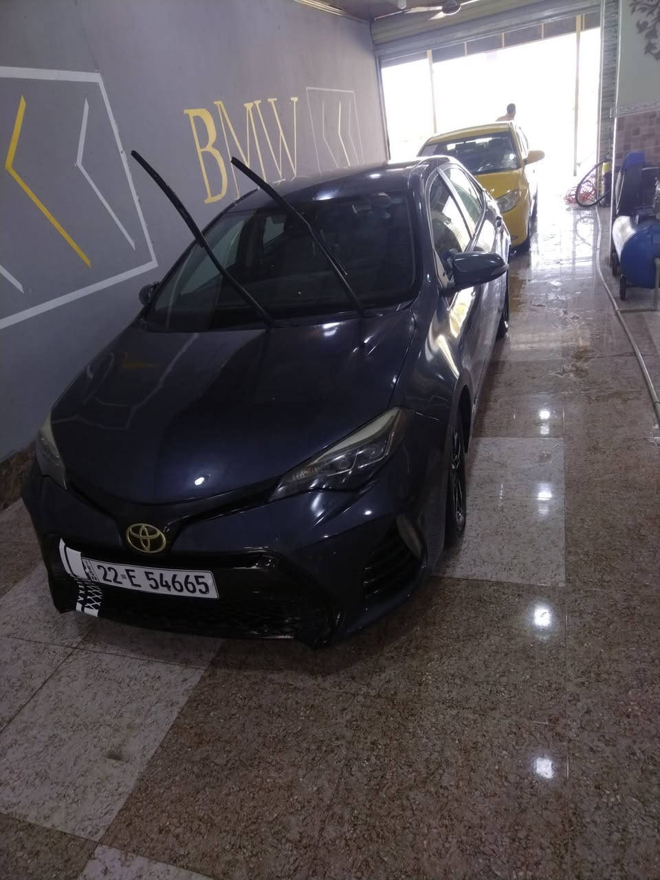 سلام عليكم كورلا Se موديل ٢٠١٧ بيها قطعتين مبدل بونيد وجاملغ سايق سعره 137$  وبيها مجال مكان سياره داقوق لاستفسار أتصل برقم ***********
