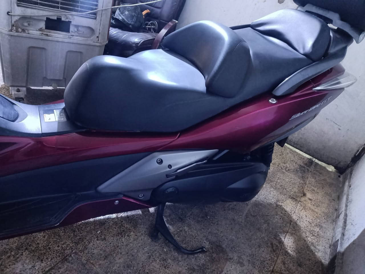 سلام عليكم للبيع سلفر ونج جيتي مكينه 400 cc  رمبه صاله شهر من نزلت مكينه بلادي برغي مامفتوح كله شغال للخير كفرات بلادي تخم تايرات جدد دراجه كفاله ماشيه24  مكاني بغداد  بغداد ***********
