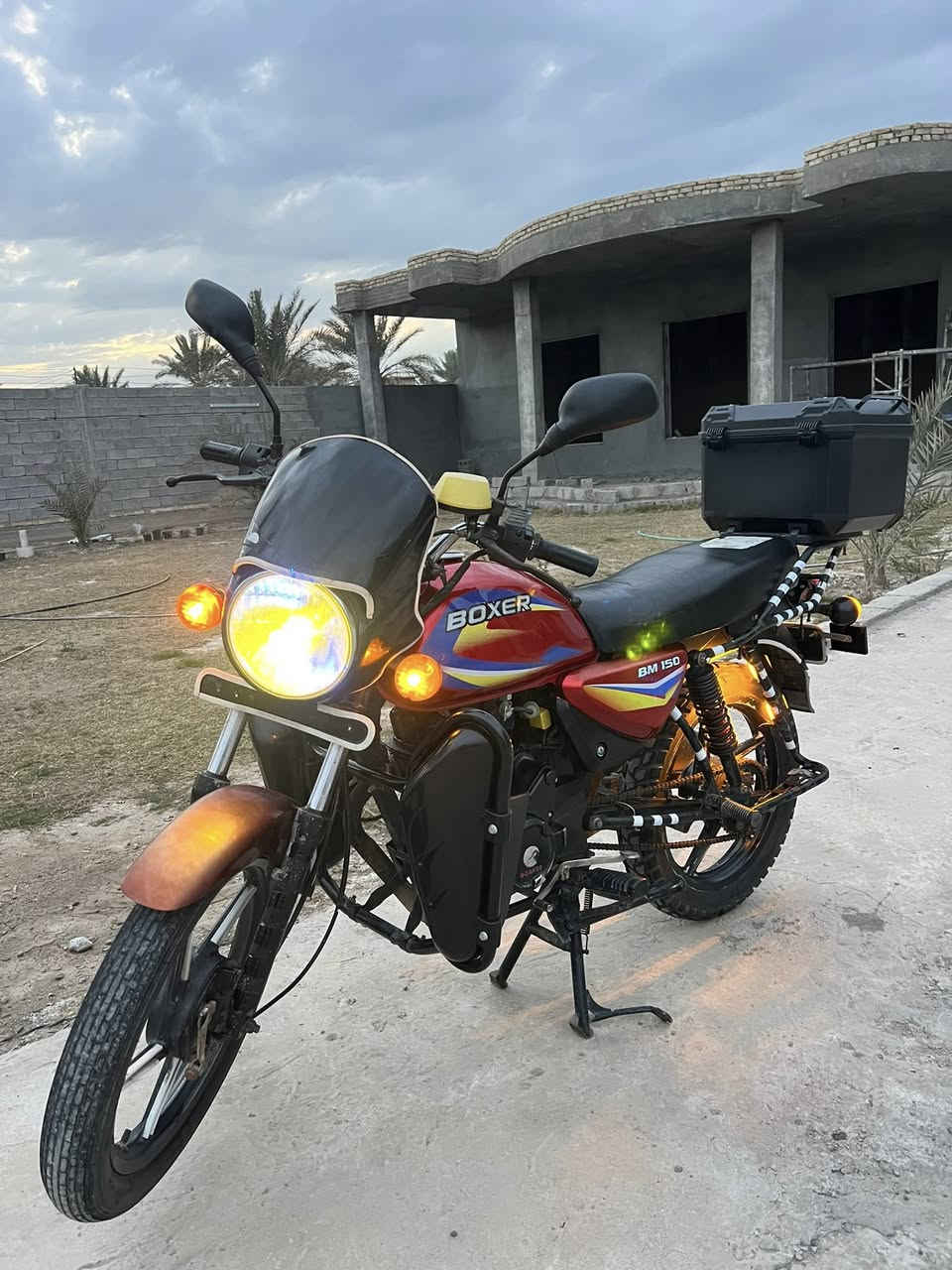 السلام عليكم دراجة بوكسر 21 النظافة مثل متشوفون الكهربائيات الكل شغالة الٌسعر 700 ومابي مجال واذا جنت بالتاجي او الطارمية او ابو غريب اني اجيبة الك
*********** اتصال وواتس
