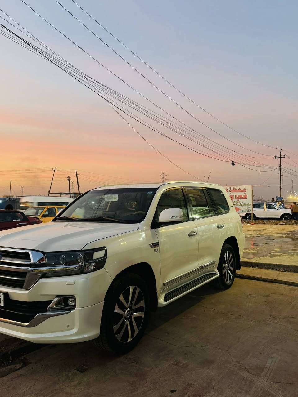 السلام عليكم للبيع لاندكروز 2019
كفاله عامه 
8سلندر 4600
رقم بغداد باسمي 
ماشيه 59 الف
مكان السياره بغداد تقاطع النهروان 
الاستفسار اكثر اتصل ع رقم 
***********
