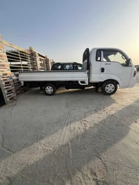كيا حمل  للبيع  موديل 2025 كير ومحرك شرط  شاصي شرط  السعر 170 وبيها مج...