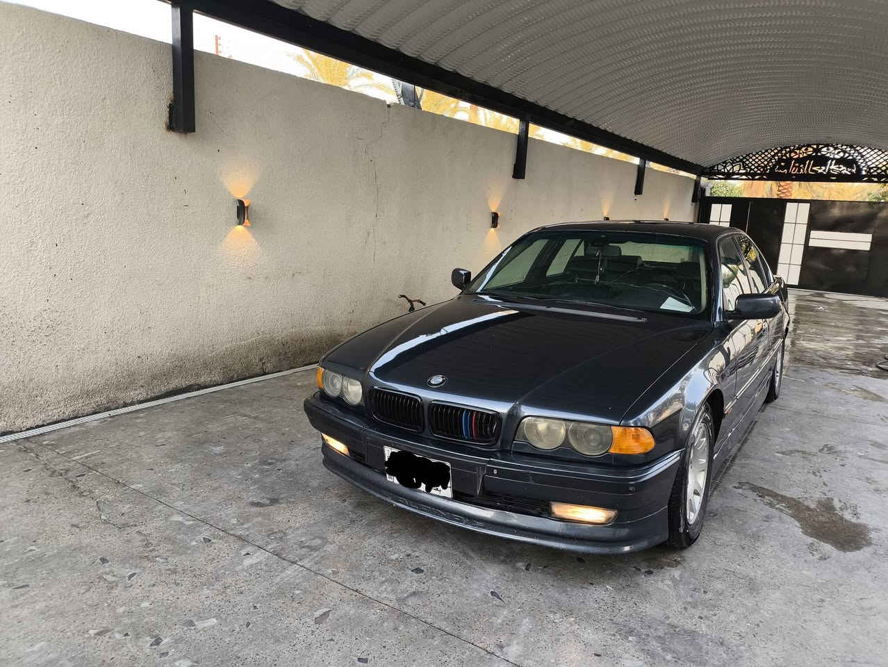 السلام عليكم....
للبيع خفاش e38 موديل 1995 محدث 2000 السيارة مصبوغه صبغ عام تبريد شغال غرفتهه مرتبة 
السعر 65$  وبيهه مجال للطيبين تجي تشوف السيارة وتشلع عيوني 
مكان السيارة بغداد 
***********
