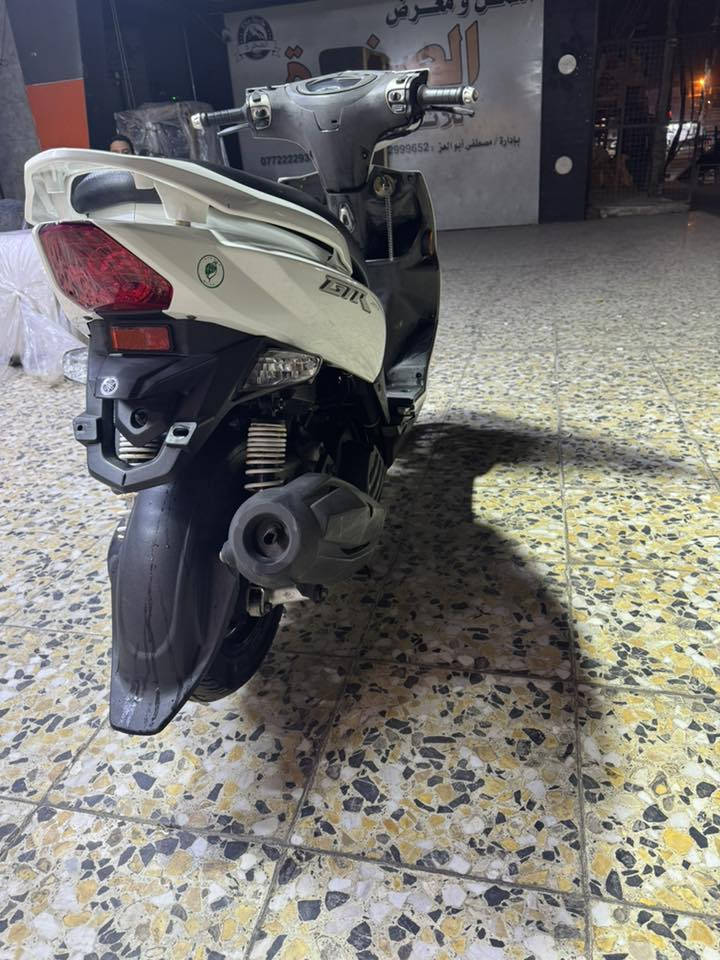 دراجة جي تي ار للبيع 
صار شهر نازلة من الرمبة 

‭0773 335 9672‬
