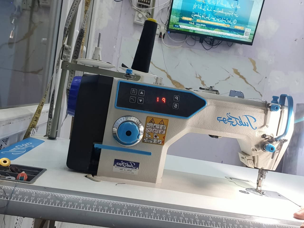 السلام عليكم 
مكينة جوكي جديدة  للبيع 
كامل مواصفات ومداخلة تصليح 
السعر 275 للاستفسار  ***********
