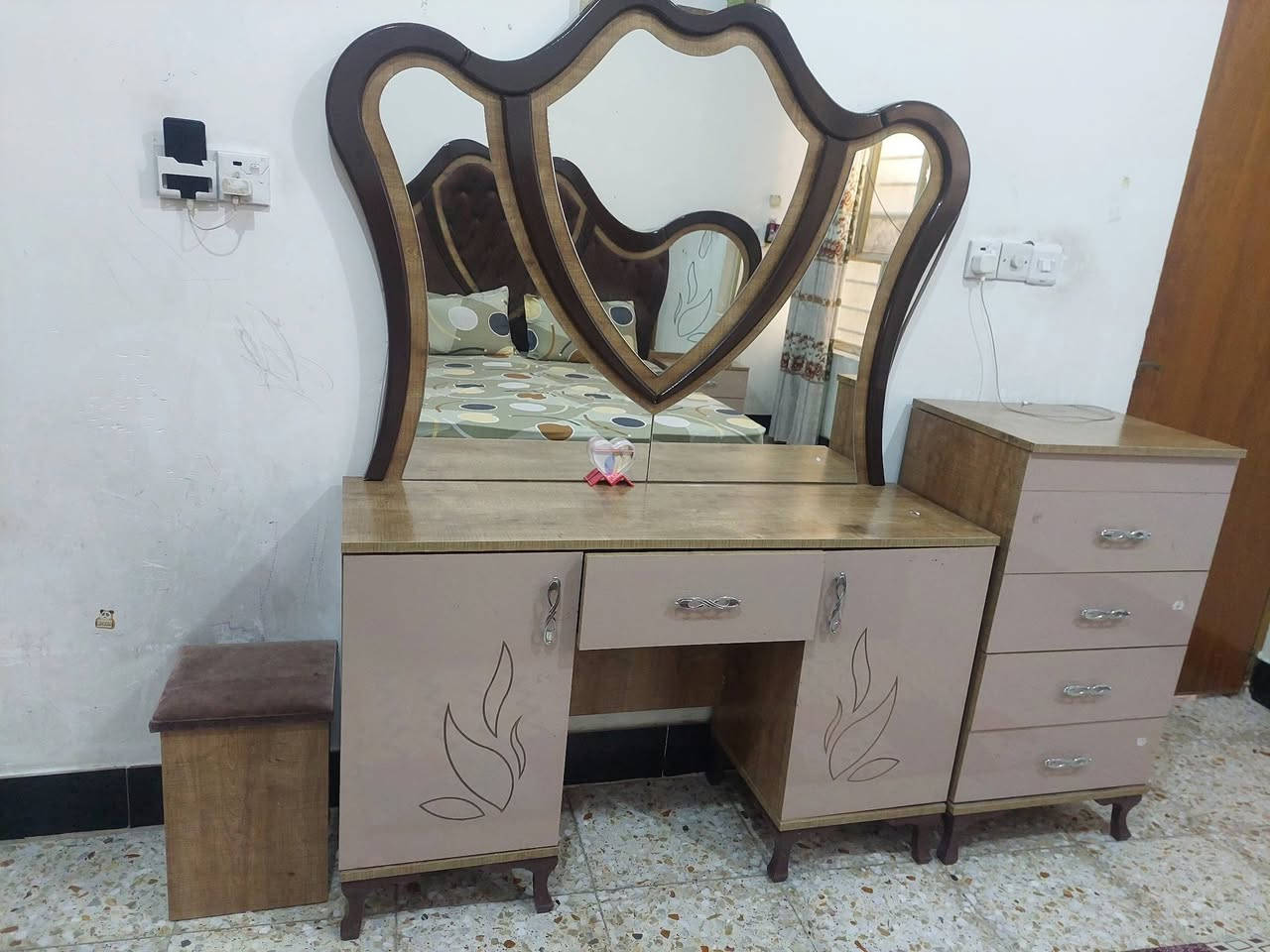 غرفة تركية نظيفة للبيع مكاني بغداد للاستفسار ع الخاص


**إذا كنت صاحب هذا الإعلان وتريد حذفه لأي سبب، رجاءا أرسل رسالة إلى الدعم الفني**