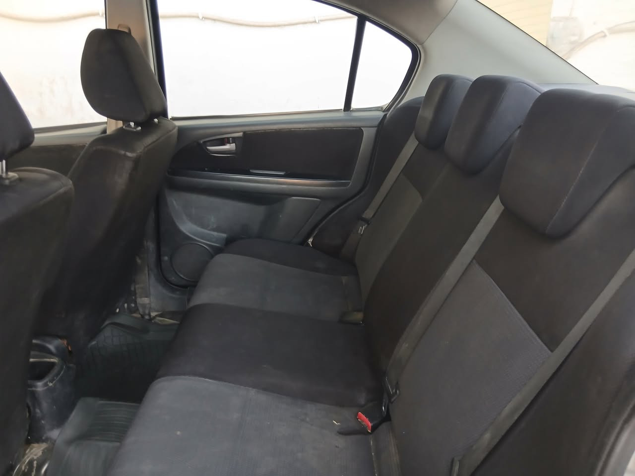 سوزوكي SX4 موديل 2008

رقم صلاح الدين الجديد بـ اسمي

سنوية لغاية 2030

• مكينة 2000

• كير ومحرك تمام

• شاشة كاميرا خلفية

• تخم تاير نظيف جدا

• صدر 80%

• التدفئة شغالة , التبريد الكمبريسر عاطل

• داخل نظيف

السعر: 43 وبيها مجال شي بسيط

اتصال او واتساب: ***********
