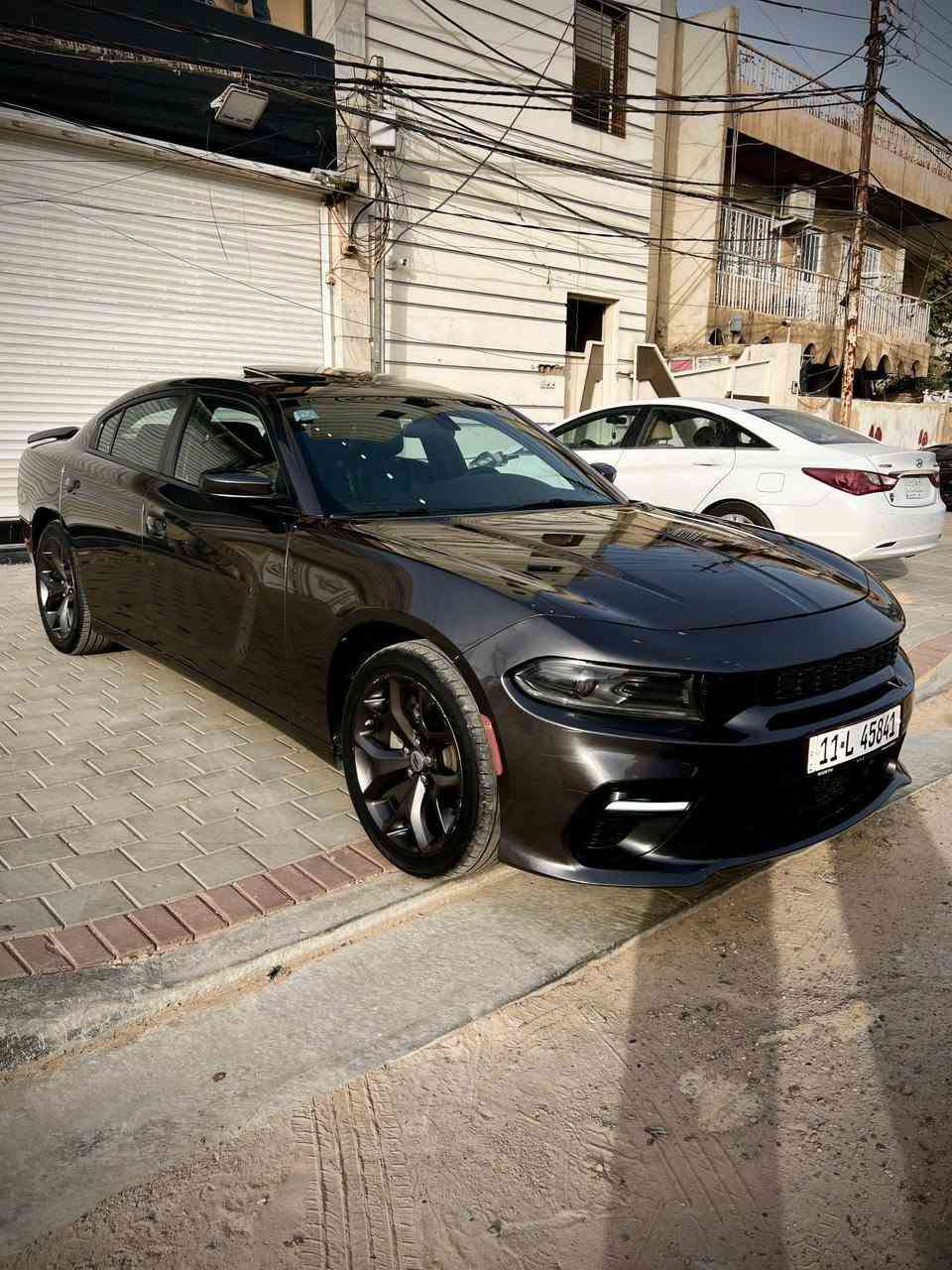 فئه. : SXT PLUS 2 فول مواصفات
الموديل : 2022 . (امريكي) . 
المحرك : . V6.  3.6L . 
العداد : 72 الف مايل

*مكفوله بدون حادث 
كفاله عامه من كلشي 
 
المواصفات :
* فتحه سقف سلايد
* تو ويل درايف
* انظمه قياده 
* دبل بصمه 2 
* كاميرا خلفية دواره
* المصابيح الأمامية زنون .
* كشافات الضباب زنون 
* دخول ذكي. 
* تشغيل عن بعد .
* شاشه كبيره نفكيشن
* كشنات الداخلية من الجلد 
* مقاعد السائق كهربائي مع الراكب 
* المقاعد الأمامية تدفئة  وتبريد 
الخلفية تدفئة 
* خزن مقعد السائق ميموري 3 وضعيات
* حساسات خلفي 
* تبريد امامي خلفي 
* تدفئة ستيرن . 
* سستم صوت
* بلوتوث تلفون . 
* محدد سرعة .  
 * حساس ب مري 
.
.. بعد بيه هواي مواصفات 
* رقم بغداد جديد
* دخول جديد 
للاستفسار / ***********
المكان / حي العدل
مكلف بل نشر اتواصل فقط اتصال
