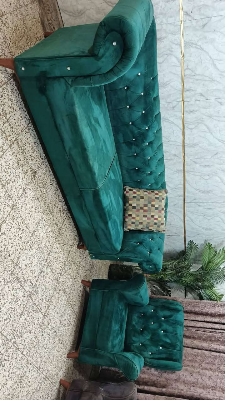 تخم 7 مقاعد 💺 اخو جديد اي ضرر مابي خشب ثكيل قوي وثكيل تكمه سعر ,,225,,بي مجال مكان لبياع  *********** يوجد واتساب
