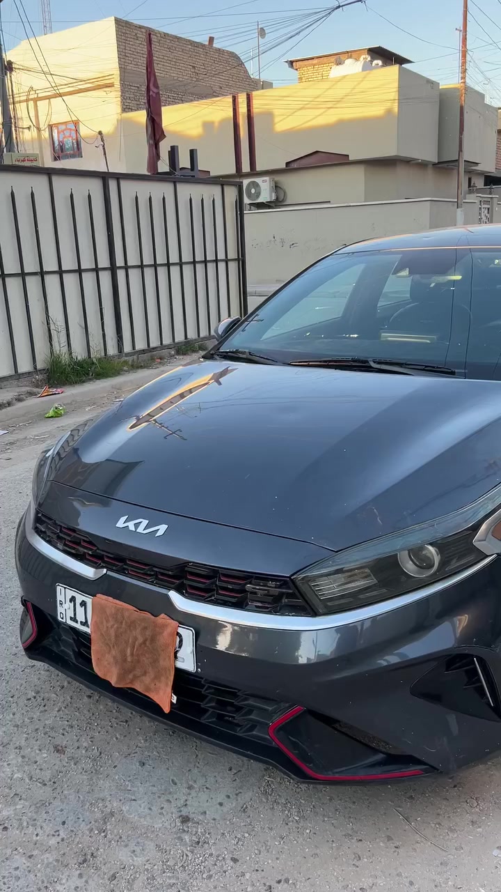 سلام عليكم كيا فورتي2023محرك2000ماشيه67سعره145بيه مجال قليل ***********
