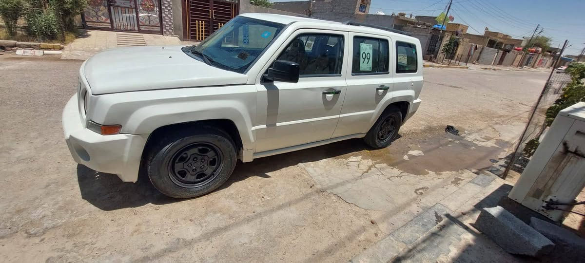 جيب باتريوت موديل 2008
مكينه وكير 2400جاهزات 
تبريد ثلج 
تخم تاير 
أرقام وسنويه انكليزي
مكاني العمارة كميت 
جاهز         مراوس         مراوس 
***********
