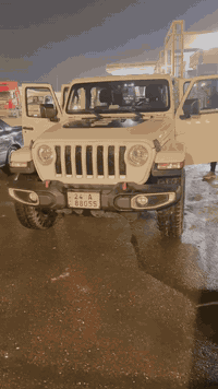 السلام عليكم :
للبيع حبايب او مراوس 
جيب رانكلر 2021 صحارى 
كلين تايتل كندي مرقمة دهوك 
السيارة بغداد
كارتين بالجاملغات الامامية الغرض تجميلي مال ترميلة حصو موضح بالصورة والدعامية الامامية مصبوغة لان لونه عتق. غيره السياره ع فحص طخة مابي
السياره ماشيه 76000ميل
4سلندر تيربو 
رايده 27.500$يعني شدتين وخمسة وسبعين وبي مجال 
للتواصل اتصل ***********
