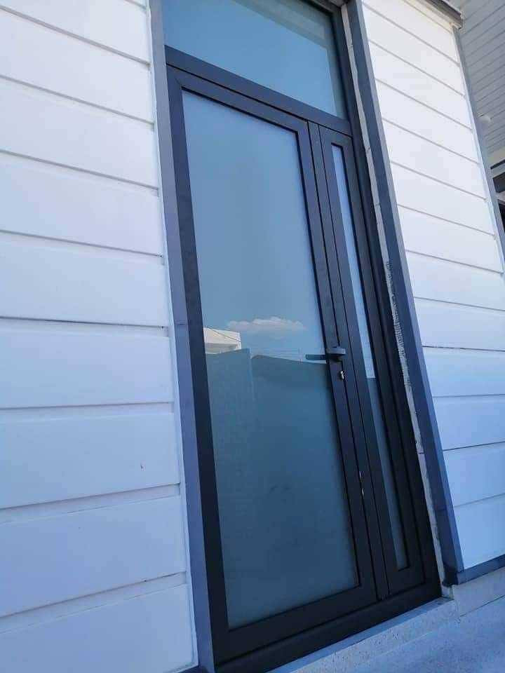 معمل ابو زكريا لعمل ابواب وشبابيك المنيوم وBVCسلايد ومفصلي والمحجرات مواد درجة اولى ودرجة ثانية بأنسب الاسعار كركوك للاستفسار ***********موجود واتساب
