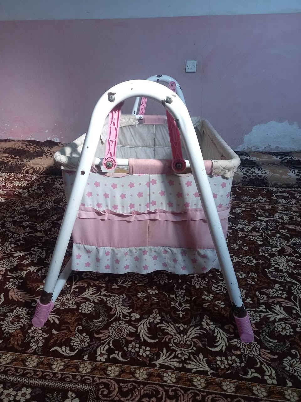 السلام عليكم ديديه للبيع السعر 25 العنوان يارمجه الشرقيه
***********
