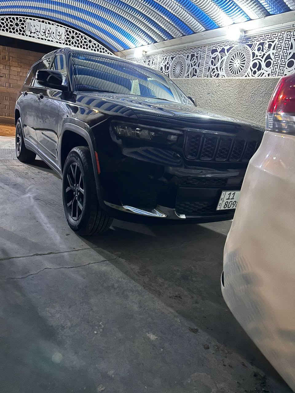 سلام عليكم جيب موديل
2024 فول مواصفات 
رقم بغداد دولي تحويل مباشر
عدا البانوراما كلين بدون
تبديل ما مفتوح بيها ولا
قطعه كفاله عامه من 
الصبغ 7 راكب لون مميز
زيتوني طوخ السياره 
جديده احلى من الصور 
السعر 350 وبيها مجال
حك الجيه مكاني بغداد 
اليوسفيه الرقم 
*********** بي واتساب
***********
