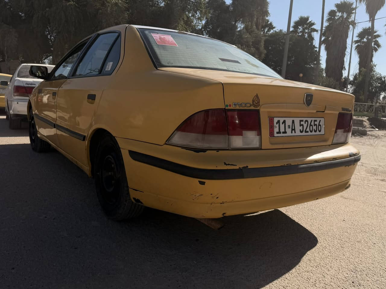 للبيع سياره سمند مديل 2011 رقم بغداد مصفره بس هيئة عليه 40 ألف ويمي  تحويل يمت ما تريد تبريد شغال دوس معمره سياره حلوه كعدته حلوه مكينه ابلاد كير عادي بيه تنقيص يعني كل ١٧٠٠ اتنقص لتر بدون تبخير تخم تاير جديد السعر ٣٥ وبيه مجال للشراي  مكاني ذي قار قضاء النصر 
رقم للهاتف للتواصل ***********
