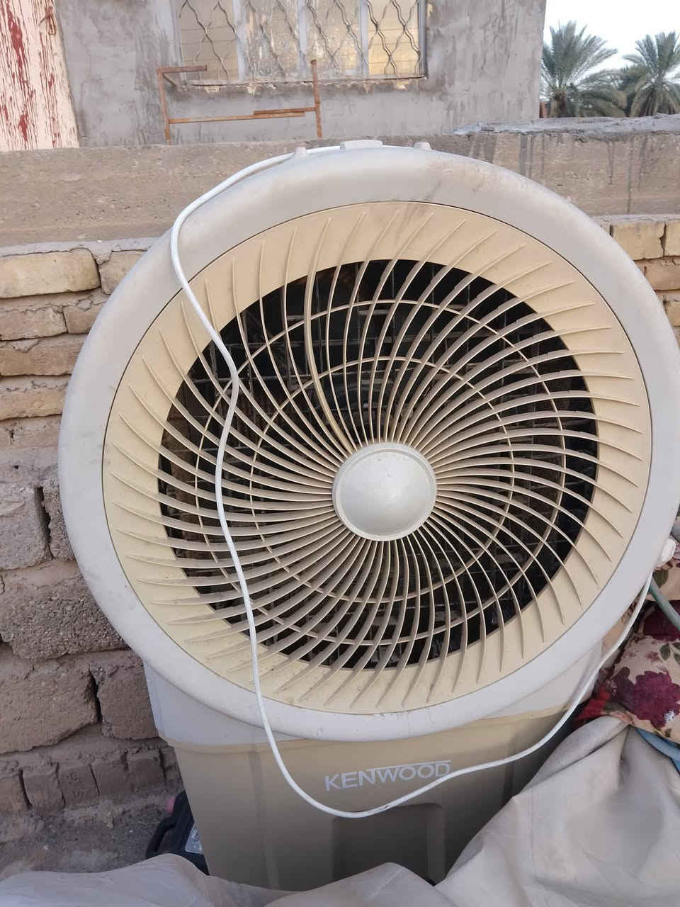 سلام عليكم غراض مال موكب هاي السنه الي راحت نضيفات شغالات كلشي مابيهن عل فحص المكان كربلاء لحسينيه مركز الطف
رقمي *********** 
سعر المولده 800 
سعر الكنفيره 200 
سعر الفرن 800
