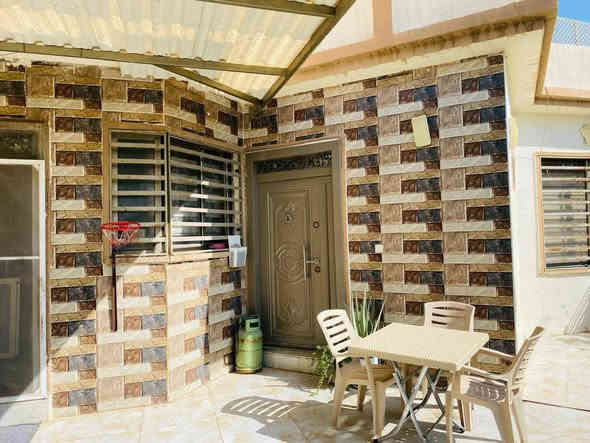 عقارات #محمد_عقارات 

دار للبيع في مجمع زيتون ستي 
مرمم وبي اضافات
شارع 20 متري  و مقابل حديقه 
قاطع : الأصفر 
طابق واحد 
٢٠٠م
3 غرف نوم 

للإستفسار:٠
*********** 

السعر : 7 دفاتر 65 ورقه
