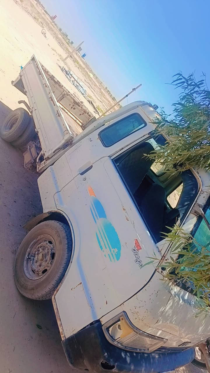 سلام عليكم كيا حمل موديل 94كير. ومكينه مكفولات
رقمه بابل بسمنه
 تخم تاير جديد رقم شاصي   السعر 32وبيه مجال حق الجيه مكانه كربلاءطريق النجف رقم الهاتف ***********  وتساب بي
