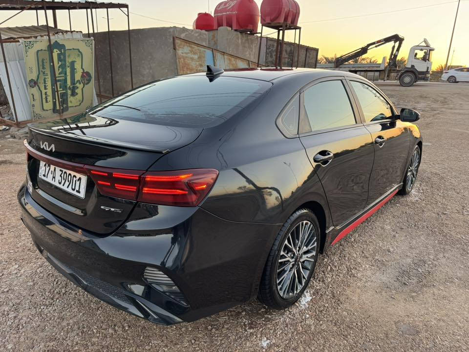 للبيع  كيا فورتي ٢٠٢٣ فول مواصفات  مرقم مثنى معوقين محرك 2000 دوش سيارة جديدة وجاهز من كل شيء ما ماشية￼ 40 ألف حجر رادار كفالة حادث حاف بنيد صبغ￼ بدون عابر بدون تبديل العنوان الرميثية شارع العام معرض خليج حديث ￼￼ الرقم ***********￼ سعر 153￼ وبيها مجال ￼
