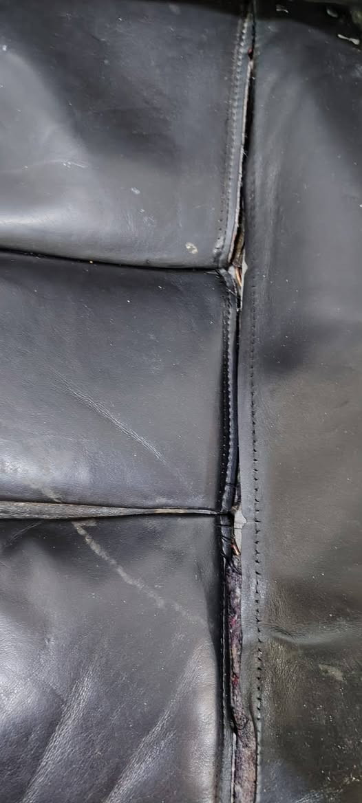 كراسي (كشنات) جلد بلادي كامل اوبل اوميكا بزون موديل 2002 كهربائي يرهم من موديل 1995 الى 2002 .
الموقع بغداد - الكريعات
رقم الهاتف واتساب فقط . ***********
السعر 300 الف وبيه مجال
