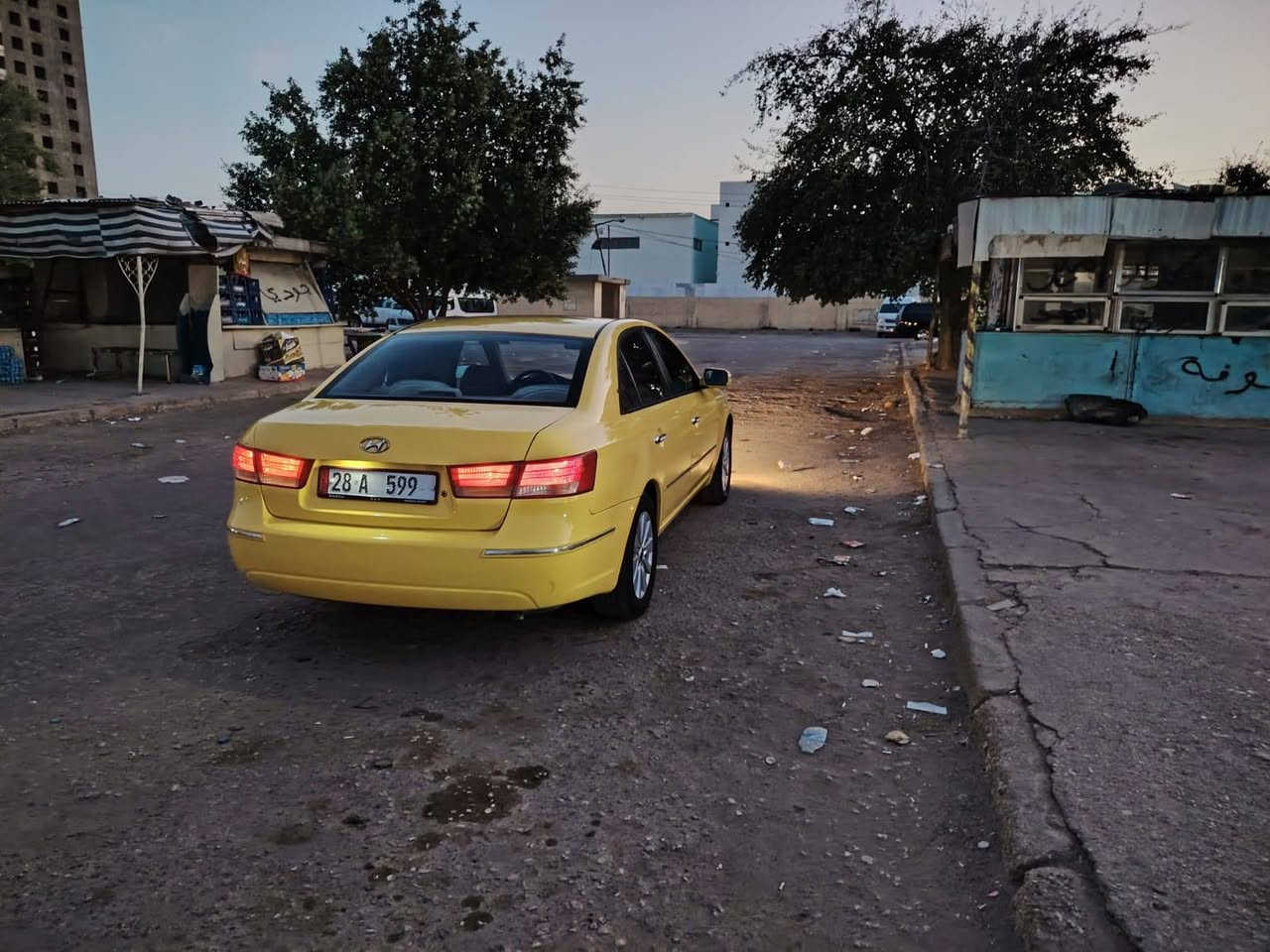 السلام عليكم سوناتا مديل ٢٠١٠خليجي بسمي مصفره هيئه وغرامات مكينه وكير بحاله جيده ضرها بنيد وجاملغين فقط بدون داوخل مكاني نجف مكلف بلنشر تفاصيل أكثر خابر على الرقم السياره*********** السعر ١٠٠$وبيه مجال بصيط
