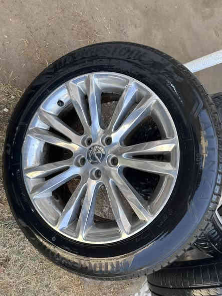 السلام عليكم ويل مكسيكي اصلي موبار نظافة 100‎%
مع تايرات بريجستن ياباني اصلي نظافة 90‎% ويل لاعواج لا شخوط لاشي نظيف جدا السعر 750$ للاتصال ***********
المكان / بغداد
