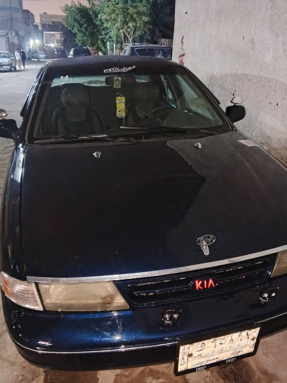 سلام عليكم كيه سيفه للبيع موديل 1993 سياره مصبوغه احزام جماليه سياره مابيها ضربه مكفوله سياره عدله كهربائيات كلها شغاله مكينه وكير كفاله حداديه جديده سياره او تماتيك رقم بغداد مشروع وطني استفسار ***********
