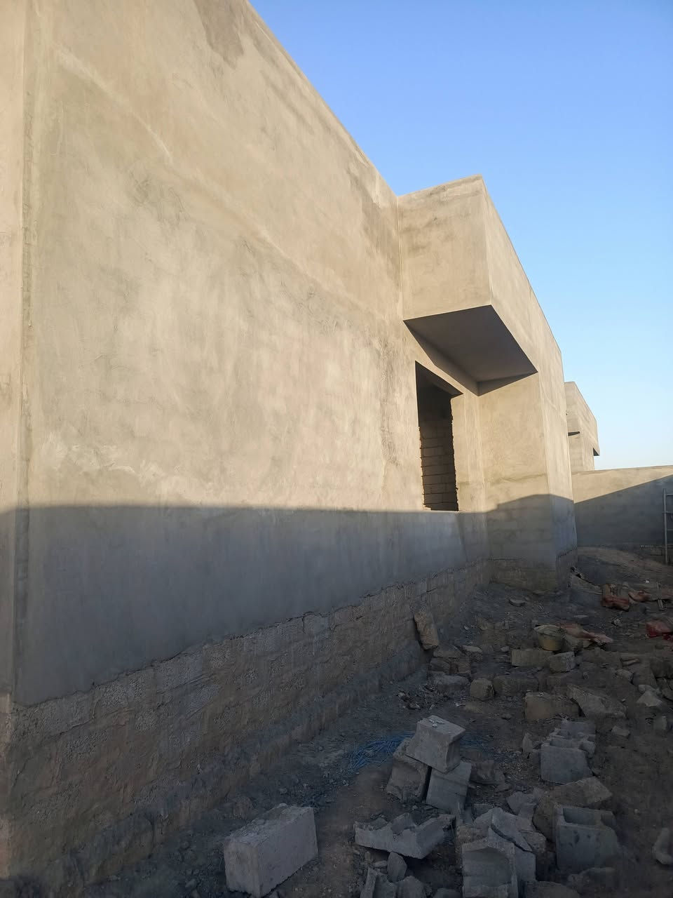 السلام عليكم ورحمة الله وبركاته يوجد كادر لبخ سمنت نقش وجهات منازل طلس فوم تركي انسب  الاسعار ***********
