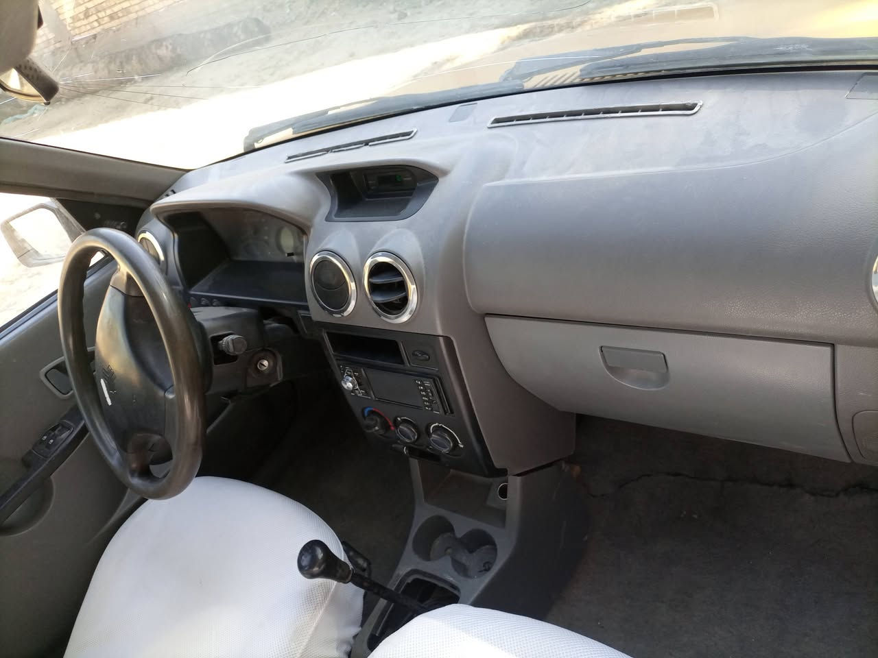 سياره سايبا موديل 15 رقم بغداد تحويل اخوان سياره مال جناي سياره كفاله بسد عدا الخملغ الخلفي بي طخه حداديه وكير مكفول بس المكينه بيه اسم تبخير سعر 30 وبيها مجال مكان السياره بابل رقم الهاتف ***********
