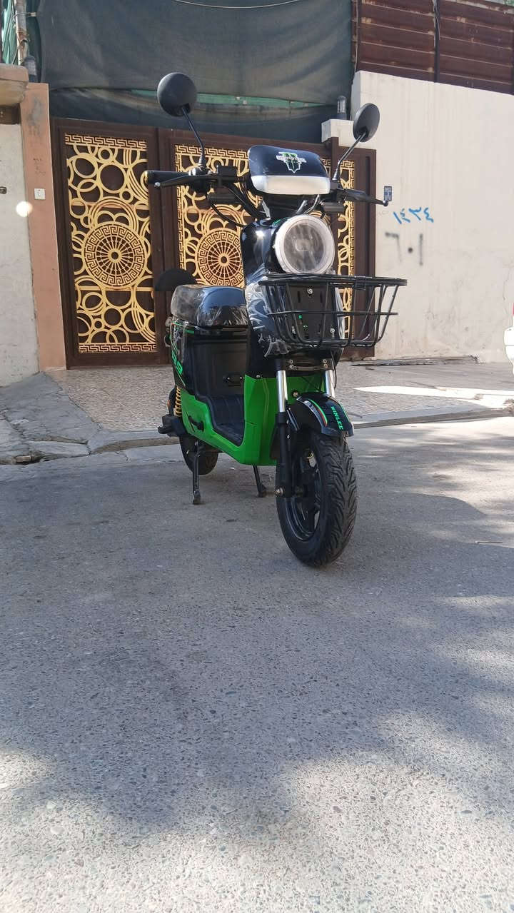 ار تسعه للبيع مستخدم شهر بعدو بل لايلون 
السلام عليكم ماطور شحن للبيع ار تسعه ماطور مستخدم شهر بعدو بل لايلون شاحنه الاصلي بيكارتين واسوجينوبصمه موصفات معروف فول سرعه 109الحقيقي 70 اربع نمرات نضام بك نشرات بك لايت عالي وناصي كهربايات كلم شغالين السعر اب 500بي مجال شي قليل شراي تعال خاص عنوان موصل حي البلديات قرب خالد ابو الكص رقم الهاتف ***********بي وتساب
