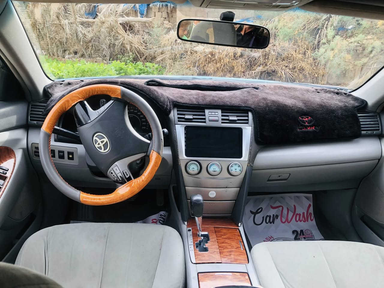 السلام عليكم مكلف بل نشر كامر2007خليجي مكفوله من ضربه او صبغ السياره فول مواصفات السعر 85نقد الاستفسار اتصل على 
صاحب السياره ***********
