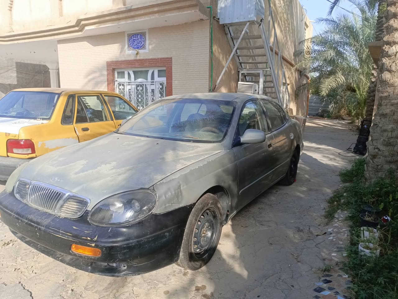 لكنزا موديل 2000 رقم كربلاء اسود بيهة معامله كامله بس ماندل راعيهة اتكفل سرقه وعشائر محرك مسكر كير اوتو تبريد شغال بس بيهة عطل بالكير مبوش سعرها 9 ورقات قفل  مكانها كربلاء طويريج ***********
