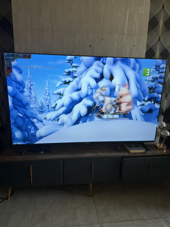 السلام عليكم
للبيع شاشه شينون حجم 70 جديده جداً فول مواصفات ريمونات عدد 2 واحد ماوس مكان بغداد الكرخ 
للاستفسار ***********
