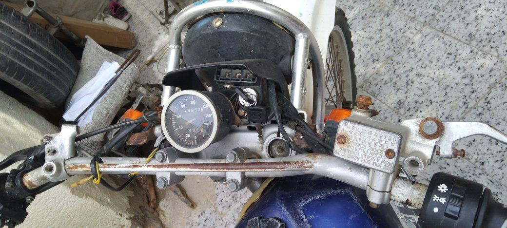 تايرات قفاز ياباني 
جوب إمامي خلفي 
سيم ويل إمامي خلفي 
وياله حجم 21 و18 17 
دسك بنز كفاخيات دشالي زنجيل 
خرج حياكه 
المكان ميسان توصيل موجود جميع المحافظات 
***********واتساب
