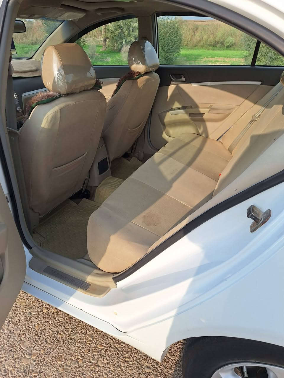 السلام عليكم
للبيع أمكراند مديل 2012 سنويه 28 رقم ميسان مشروع وطني سيارة جاهزه تدفئه تبريد مكينه وكير بلاد 1800
كهربائيات كله شغاله سيارة خير من الله تحويل ثاني يوم 
مكان السيارة العمارة 
السعر /60وبيه مجال موبايل ***********
