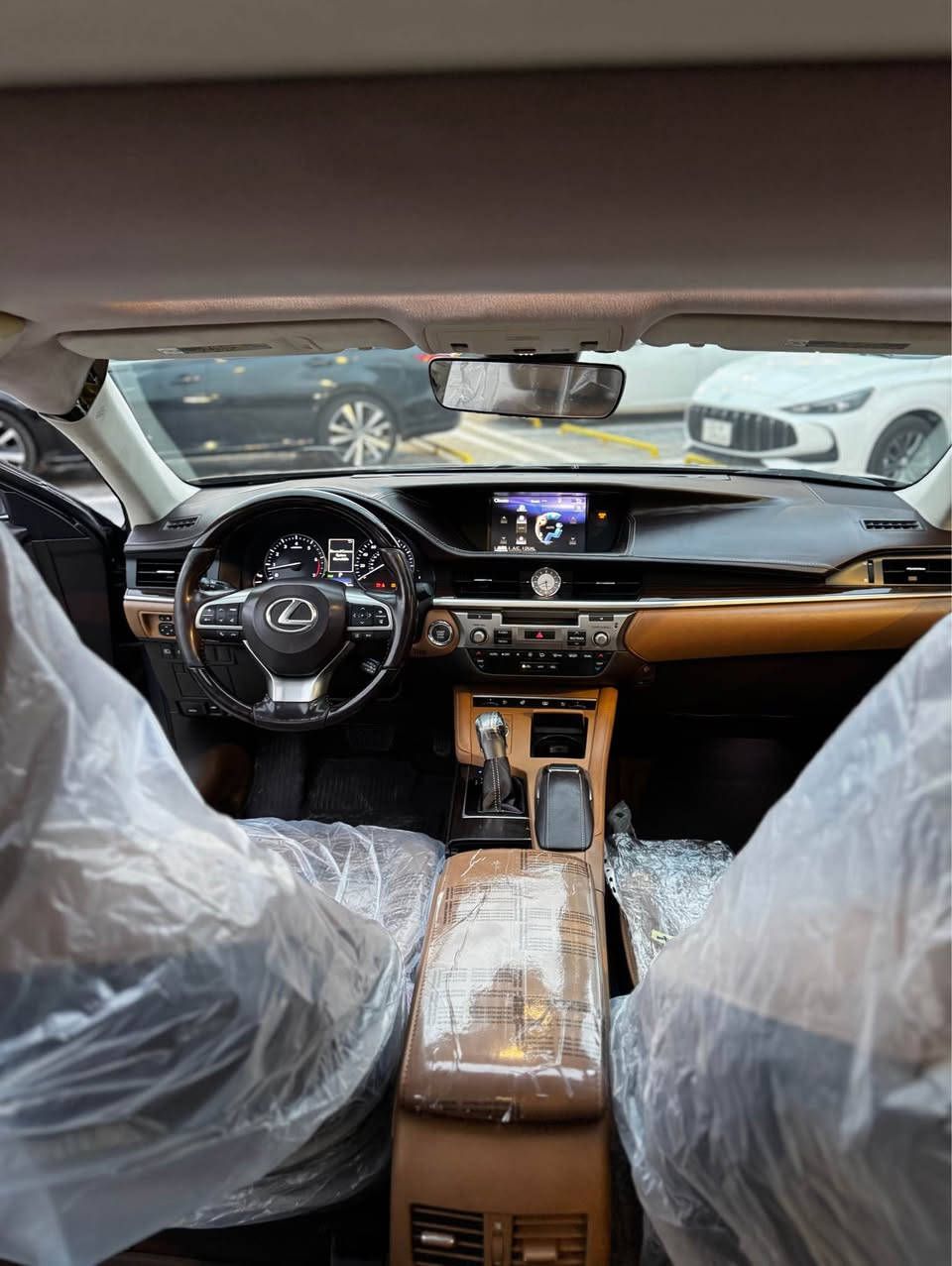 ES350 V6 🔥 2017 
٣قطع سبغ بدون دواخل شرط زمان 
ماشيه ٩٠ 
بانوراما داخل مشمشي فول 
صورة عادث موجود بلمنشور🚗
١٧٨$ بلاش بلاش 🔥
***********
مكان:اربيل أربيل, العراق
